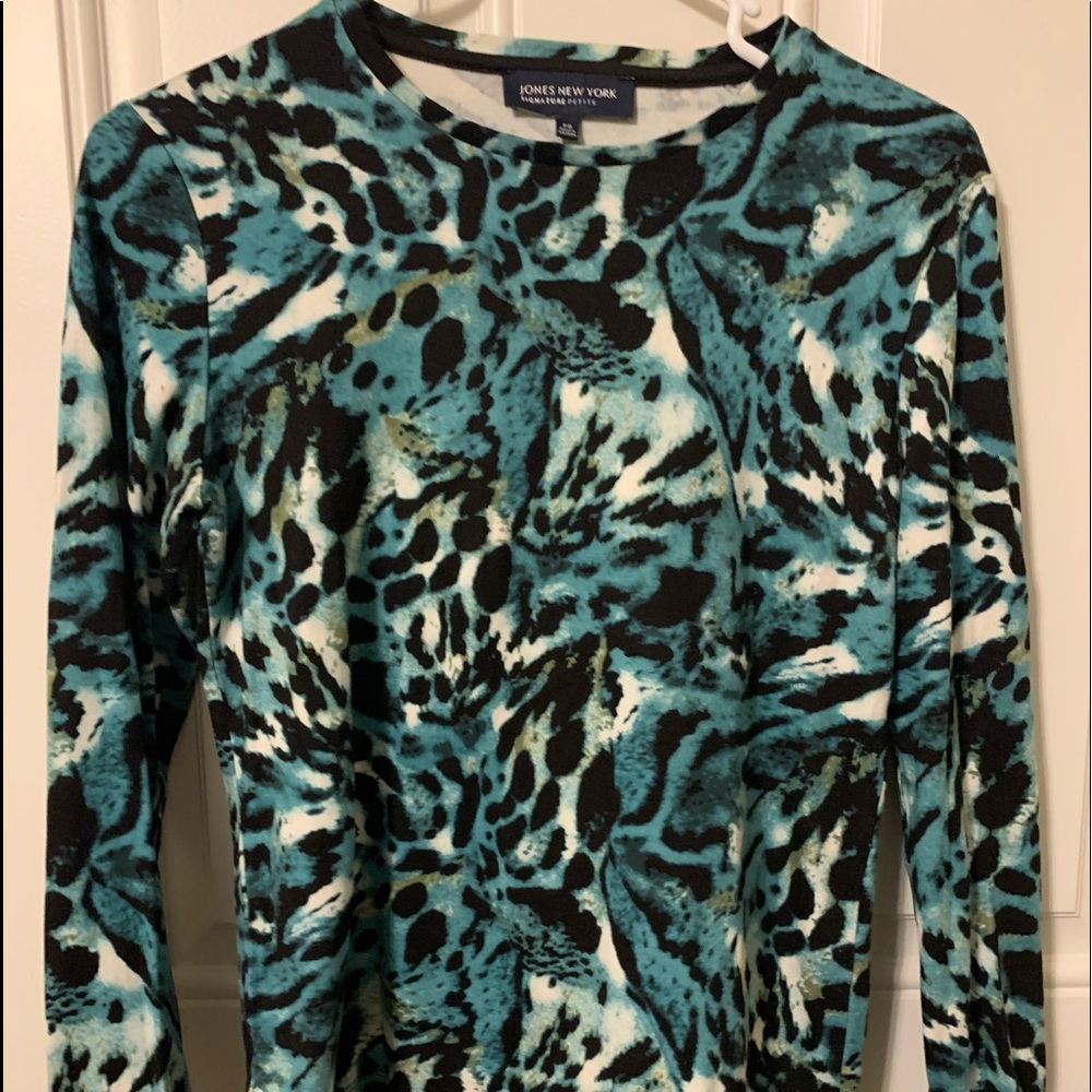 Women’s blouse